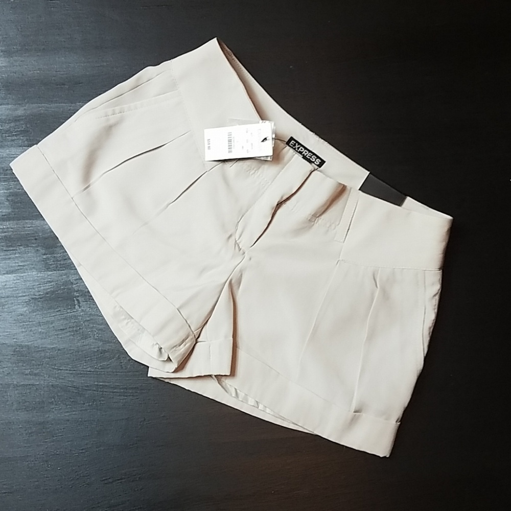 Express - Front Pleated Shorts - NWT